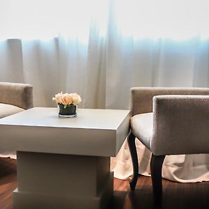 Premium Queen Room City View